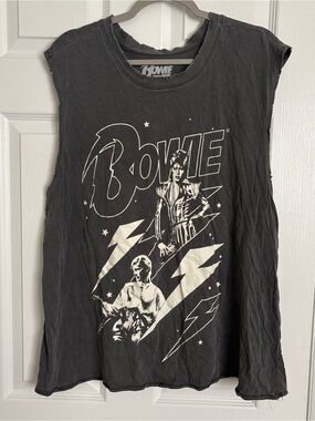 Bowie XXL graphic tank